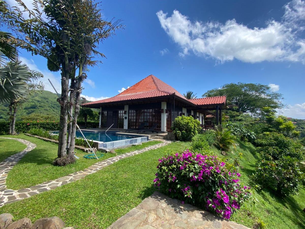 Tropical Balinese Villa Atenas Escobal Exteriör bild